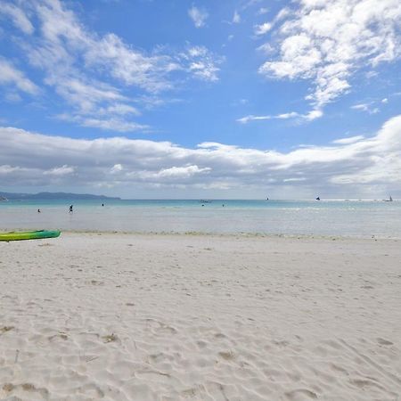 Отель One Azul Boracay Balabag  Экстерьер фото